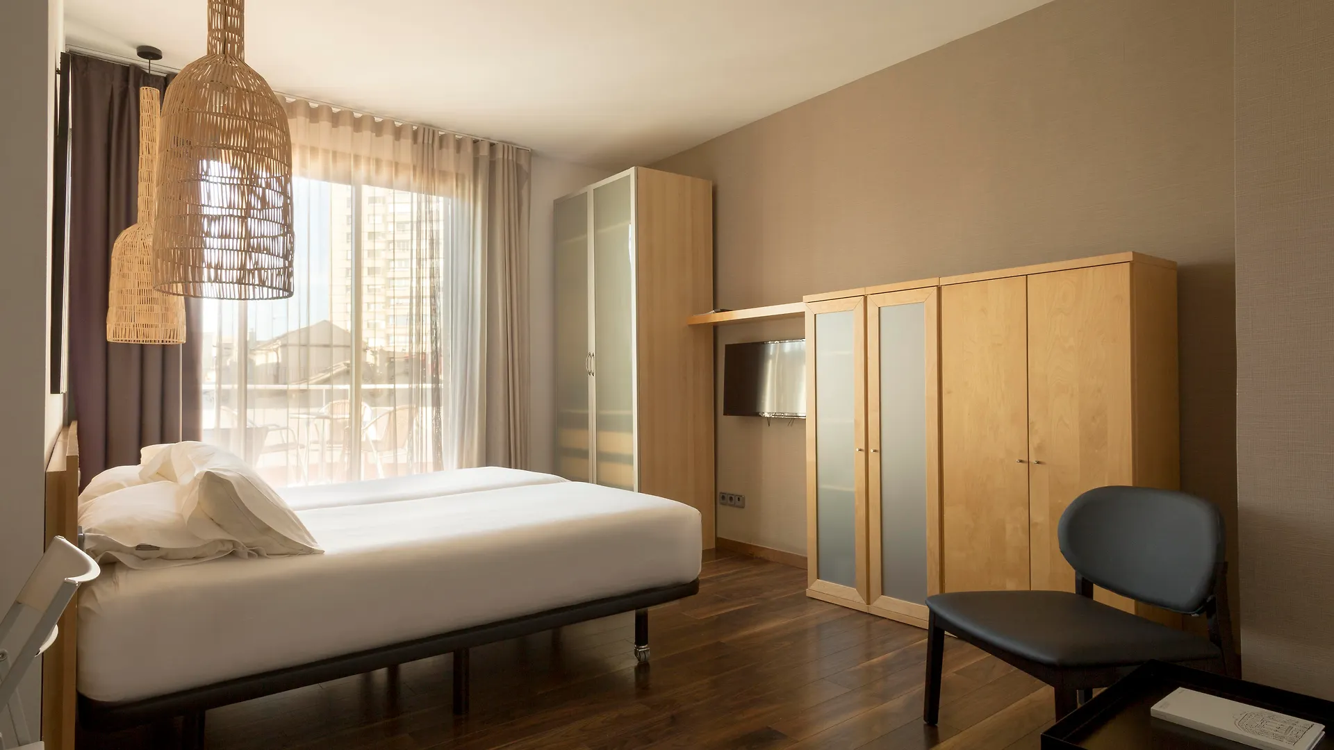 **** Aparthotel Barcelona Apartment Aramunt Spain